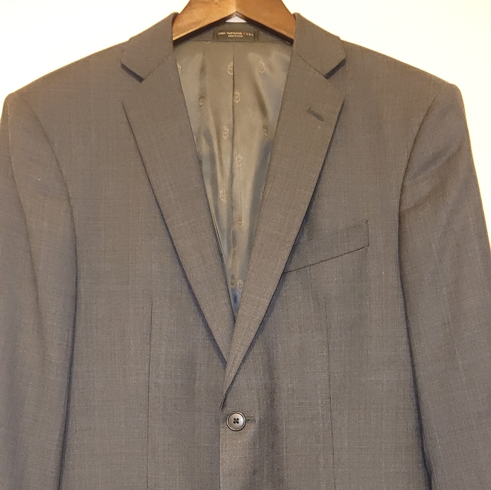 Suit